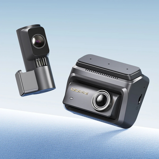DDPAI Z90 Dual Front and Rear Car Camera, 4K, 64Gb, Wi-Fi, GPS, 3-inch Display
