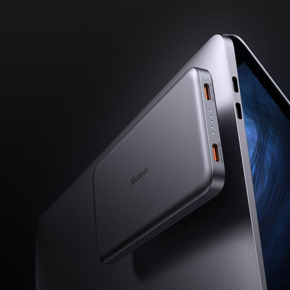 McDodo MC-3781 Meta Wireless External Battery, 10000mAh, 20W, PD + FQI, 1 x QI - 2 x USB-C, Black